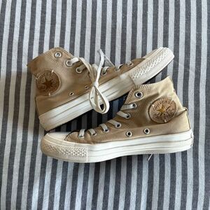 Converse Chuck Taylor All Star Canvas Sneakers Men’s size 5.5 Women’s size 7